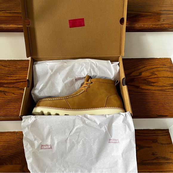 NIB Levi’s Men's Joshua Faux Leather Lace-Up Boots Size 8 or 9 Wheat Tan - Picture 5 of 7